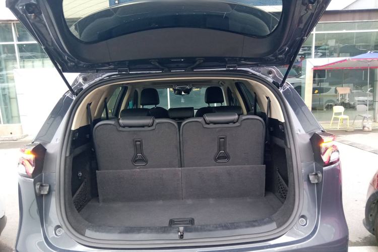 Used BYD Tang 2019 2.0T Automatic SmartConnect Luxury Edition 7 Seats China VI Standard Trunk
