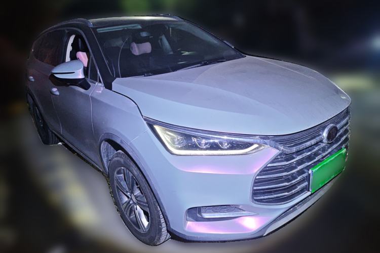 Used BYD Tang 2019 2.0T Automatic SmartConnect Luxury Edition 5 Seats China VI Standard Front Right 45 Deg