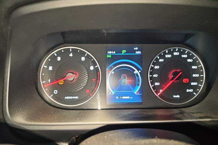 Used BYD Tang 2019 2.0T Automatic SmartConnect Luxury Edition 5 Seats China VI Standard Instrument Cluster