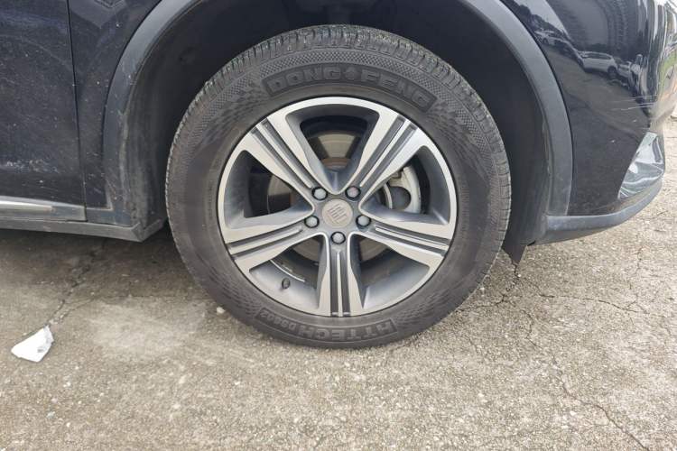 Used BYD Tang 2019 2.0T Automatic SmartConnect Luxury Edition 7 Seats China VI Standard Right Front Wheel Hub