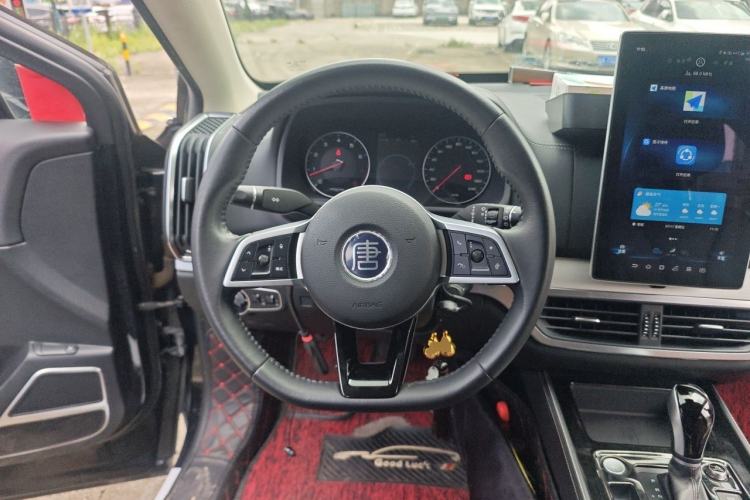 Used BYD Tang 2019 2.0T Automatic SmartConnect Luxury Edition 7 Seats China VI Standard Steering Wheel