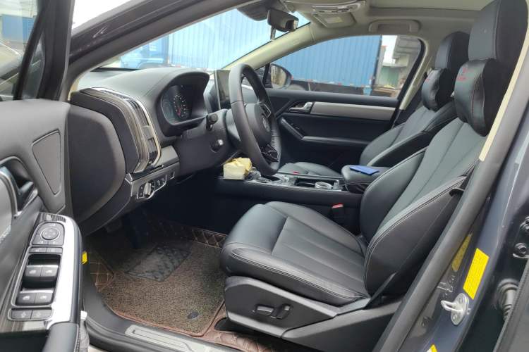 Used BYD Tang 2019 2.0T Automatic SmartConnect Prestige 7-Seater China VI Standard Driver Seat