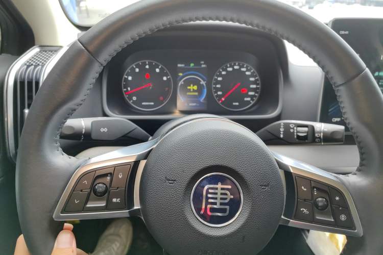 Used BYD Tang 2019 2.0T Automatic SmartConnect Prestige 7-Seater China VI Standard Instrument Cluster