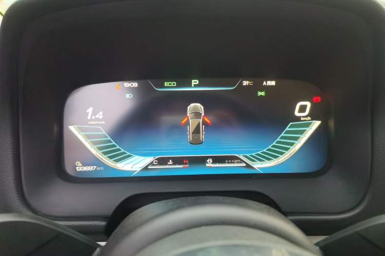 Used BYD Tang 2019 2.0T Automatic SmartConnect Luxury Version 5 Seats China VI Standard Instrument Cluster