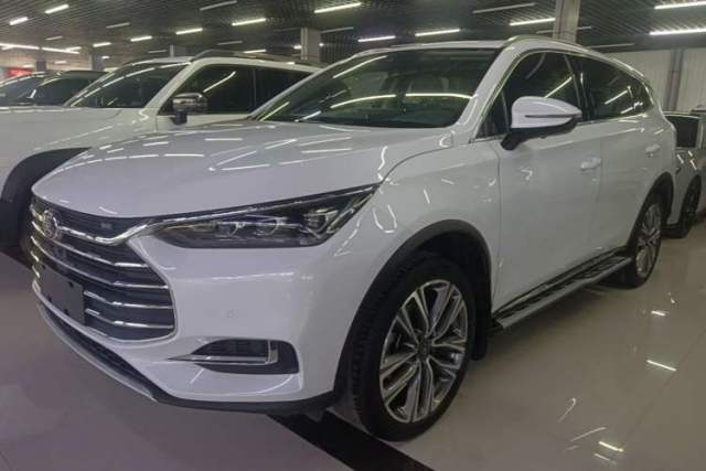 Used BYD Tang 2019 2.0T Automatic SmartConnect Luxury Version 5 Seats China VI Standard