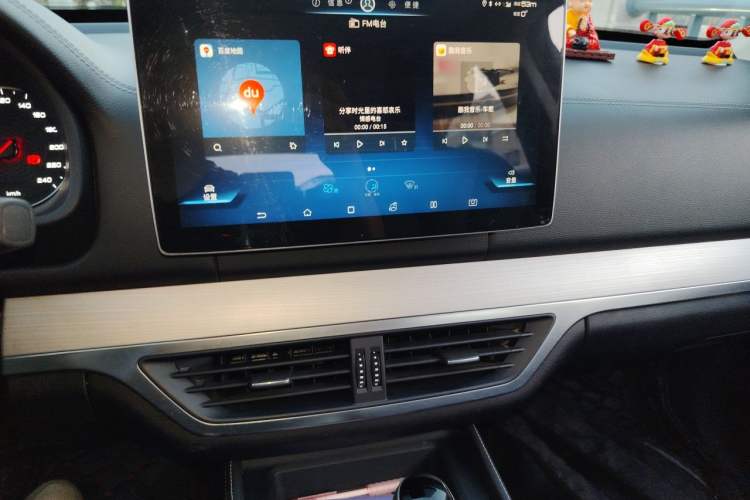 Used BYD Tang 2019 2.0T Automatic SmartConnect Luxury Edition 7 Seats China VI Standard Audio And AC Panel