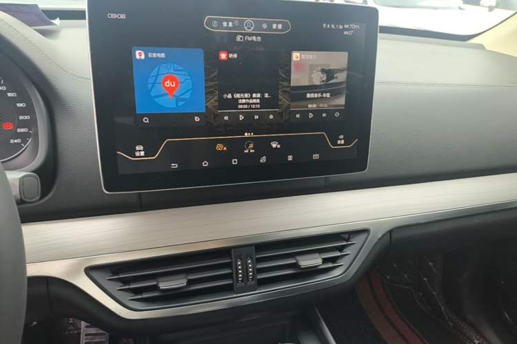 Used BYD Tang 2019 2.0T Automatic SmartConnect Luxury Edition 5 Seats China VI Standard Audio And AC Panel