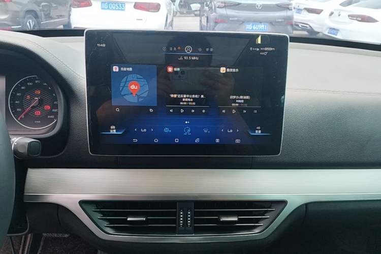 Used BYD Tang 2019 2.0T Automatic SmartConnect Prestige 7-Seater China VI Standard Audio And AC Panel