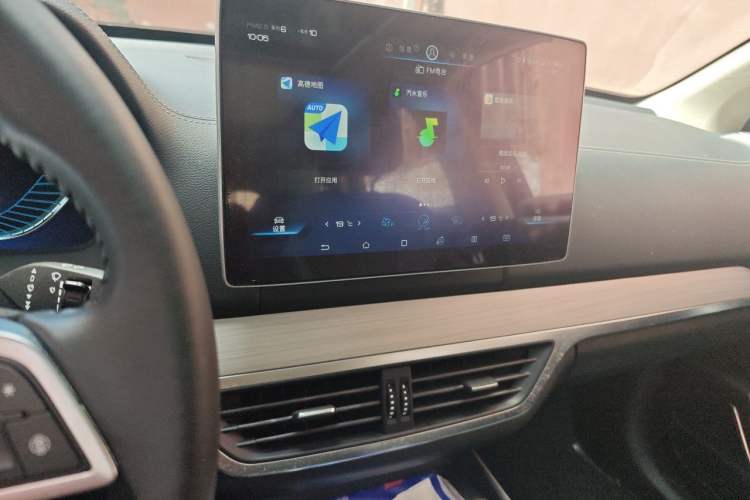 Used BYD Tang 2019 2.0T Automatic SmartConnect Luxury 7-Seater China VI Standard Audio And AC Panel