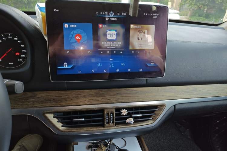 Used BYD Tang 2019 2.0T Automatic SmartConnect Prestige 7-Seater China VI Standard Audio And AC Panel