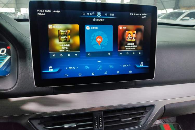 Used BYD Tang 2019 2.0T Automatic SmartConnect Luxury 7-Seater China VI Standard Audio And AC Panel