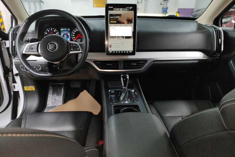 Used BYD Tang 2019 2.0T Automatic SmartConnect Prestige 5-Seater China VI Standard Center Console