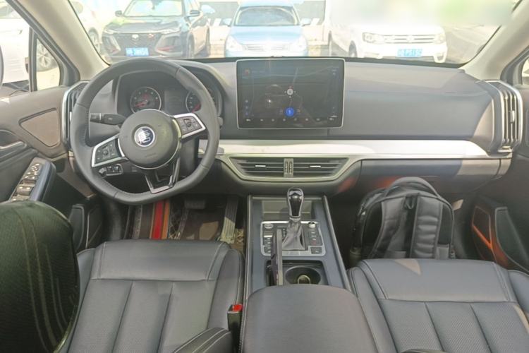 Used BYD Tang 2019 2.0T Automatic SmartConnect Prestige 5-Seater China VI Standard Center Console