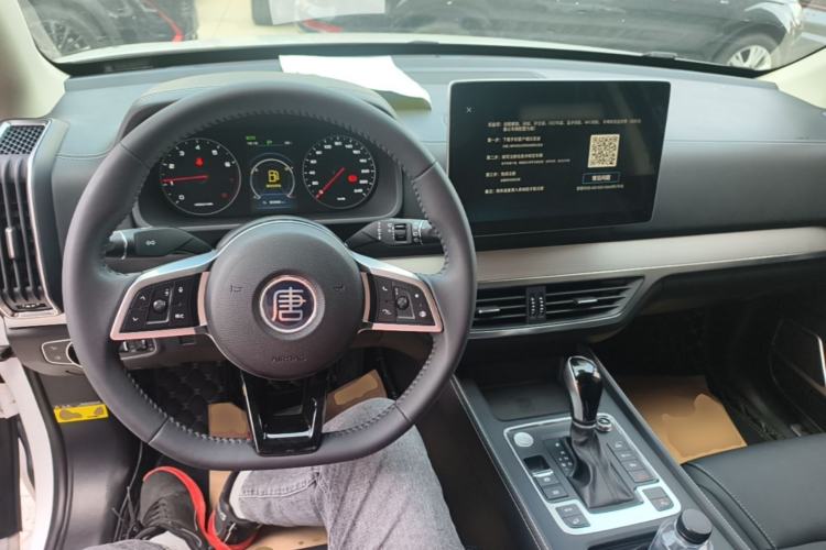 Used BYD Tang 2019 2.0T Automatic SmartConnect Prestige 7-Seater China VI Standard Center Console