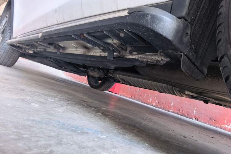 Used BYD Tang 2019 2.0T Automatic SmartConnect Luxury 7-Seater China VI Standard Chassis Rear Left