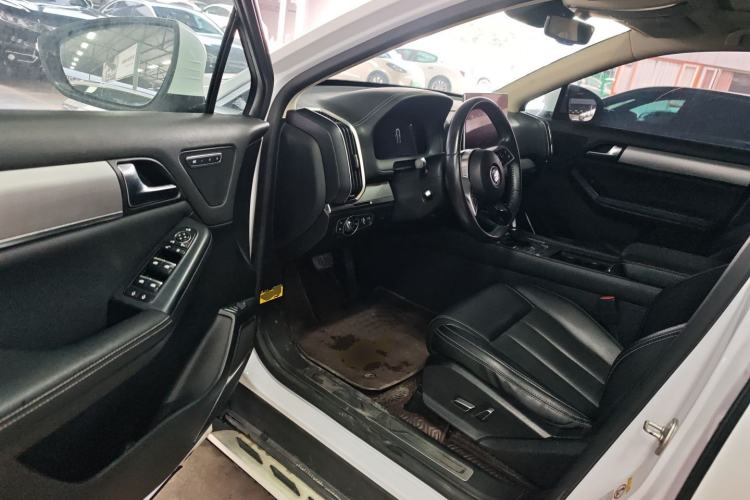 Used BYD Tang 2019 2.0T Automatic SmartConnect Luxury 7-Seater China VI Standard Driver Seat