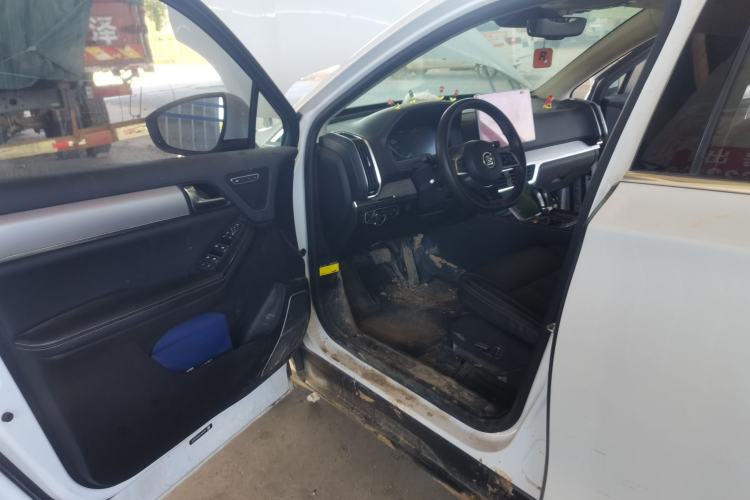 Used BYD Tang 2019 2.0T Automatic SmartConnect Luxury 7-Seater China VI Standard Driver Seat