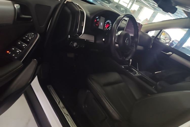 Used BYD Tang 2019 2.0T Automatic SmartConnect Luxury Edition 7 Seats China VI Standard Driver Seat