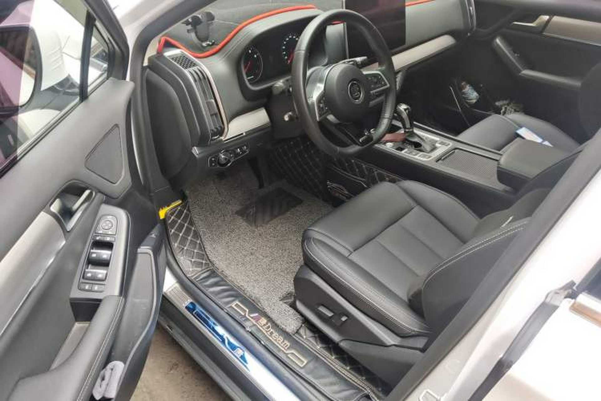 Used BYD Tang 2019 2.0T Automatic SmartConnect Prestige 7-Seater China VI Standard Driver Seat