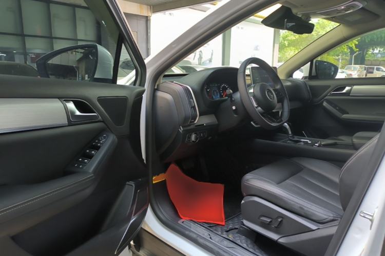 Used BYD Tang 2019 2.0T Automatic SmartConnect Prestige 7-Seater China VI Standard Driver Seat