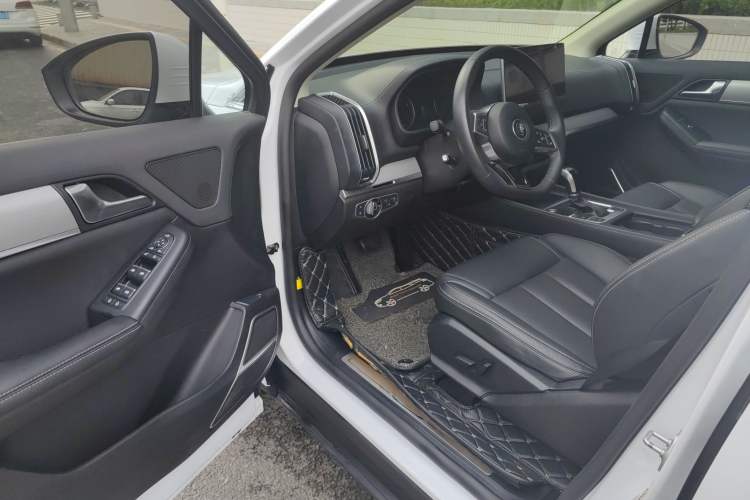 Used BYD Tang 2019 2.0T Automatic SmartConnect Prestige 5-Seater China VI Standard Driver Seat