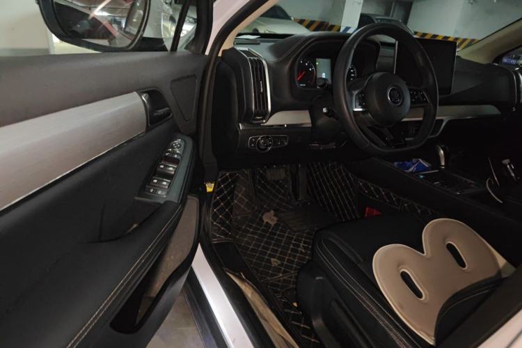 Used BYD Tang 2019 2.0T Automatic SmartConnect Luxury Edition 7 Seats China VI Standard Driver Seat