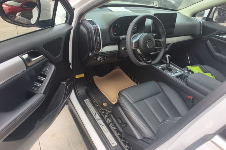 Used BYD Tang 2019 2.0T Automatic SmartConnect Prestige 7-Seater China VI Standard Driver Seat