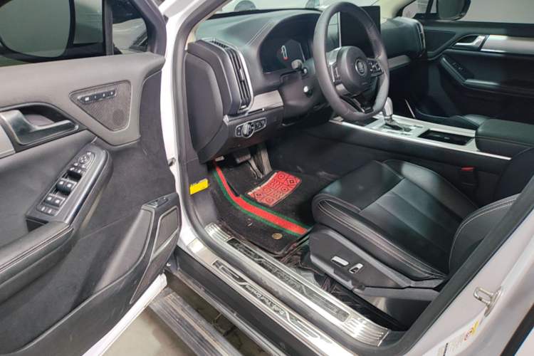Used BYD Tang 2019 2.0T Automatic SmartConnect Luxury 7-Seater China VI Standard Driver Seat