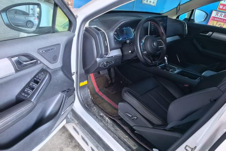 Used BYD Tang 2019 2.0T Automatic SmartConnect Luxury 7-Seater China VI Standard Driver Seat