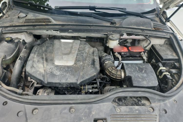 Used BYD Tang 2019 2.0T Automatic SmartConnect Luxury 7-Seater China VI Standard Engine Bay