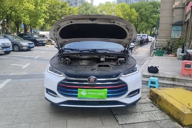 Used BYD Tang 2019 2.0T Automatic SmartConnect Luxury 7-Seater China VI Standard Engine Bay