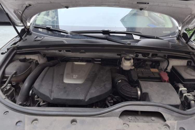 Used BYD Tang 2019 2.0T Automatic SmartConnect Prestige 7-Seater China VI Standard Engine Bay