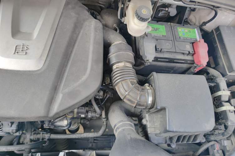 Used BYD Tang 2019 2.0T Automatic SmartConnect Prestige 5-Seater China VI Standard Engine Bay Left