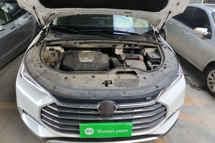 Used BYD Tang 2019 2.0T Automatic SmartConnect Prestige 7-Seater China VI Standard Engine Bay