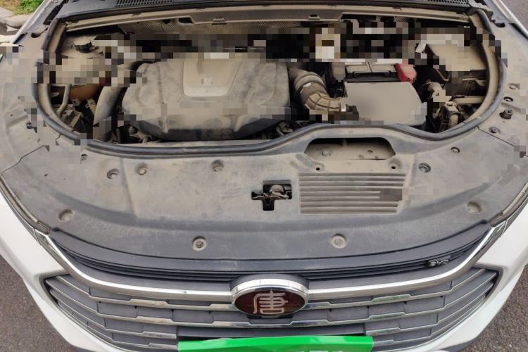Used BYD Tang 2019 2.0T Automatic SmartConnect Prestige 7-Seater China VI Standard Engine Bay