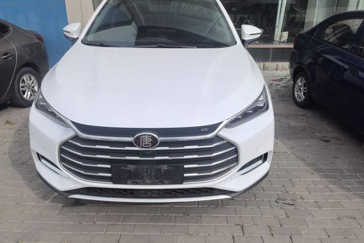 Used BYD Tang 2019 2.0T Automatic SmartConnect Luxury Edition 5 Seats China VI Standard Exterior 1