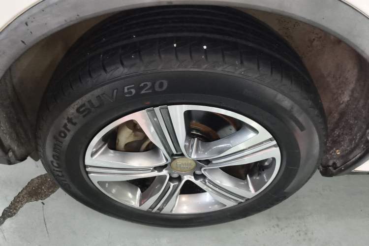 Used BYD Tang 2019 2.0T Automatic SmartConnect Luxury Edition 5 Seats China VI Standard Exterior 2