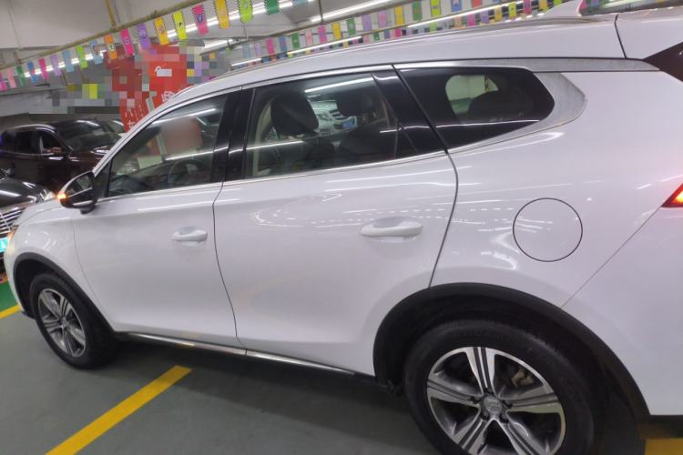 Used BYD Tang 2019 2.0T Automatic SmartConnect Luxury Edition 5 Seats China VI Standard Exterior 3