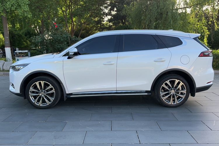 Used BYD Tang 2019 2.0T Automatic SmartConnect Luxury 7-Seater China VI Standard Exterior 3