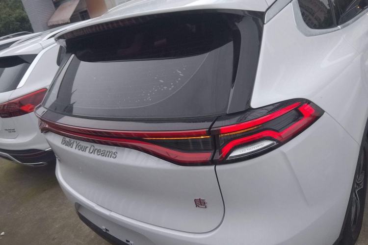 Used BYD Tang 2019 2.0T Automatic SmartConnect Luxury Edition 5 Seats China VI Standard Exterior 4