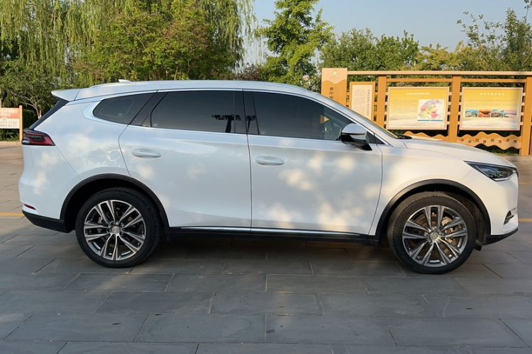 Used BYD Tang 2019 2.0T Automatic SmartConnect Prestige 7-Seater China VI Standard Exterior 4