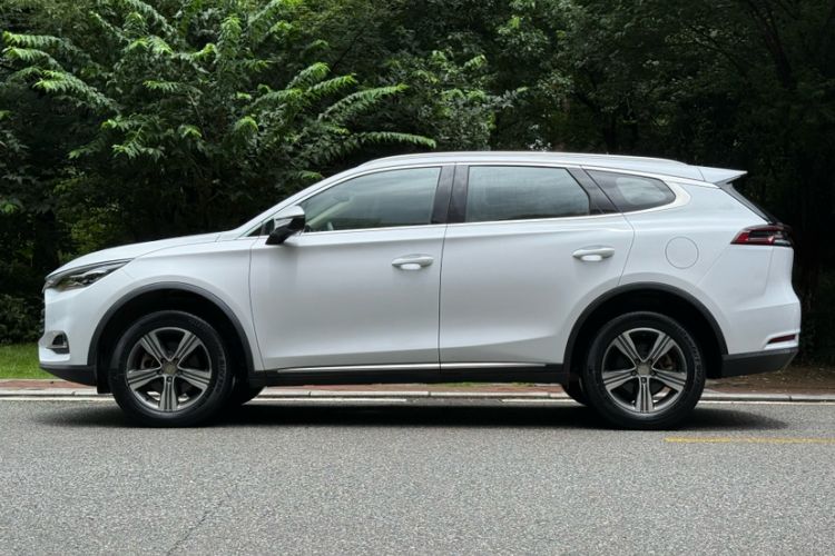 Used BYD Tang 2019 2.0T Automatic SmartConnect Luxury Edition 5 Seats China VI Standard Exterior 7