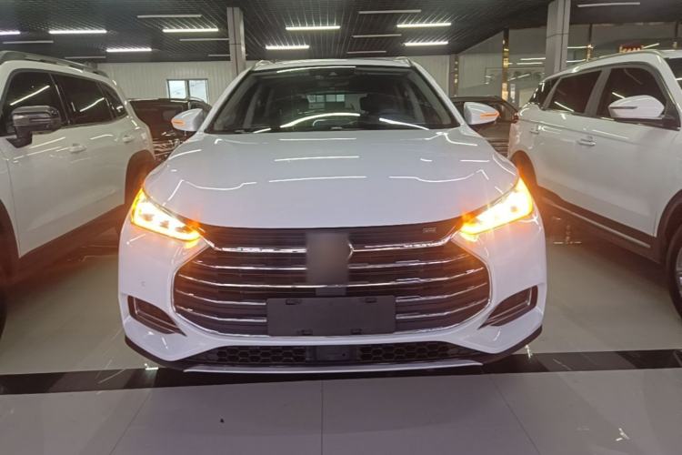 Used BYD Tang 2019 2.0T Automatic SmartConnect Luxury Version 5 Seats China VI Standard Front