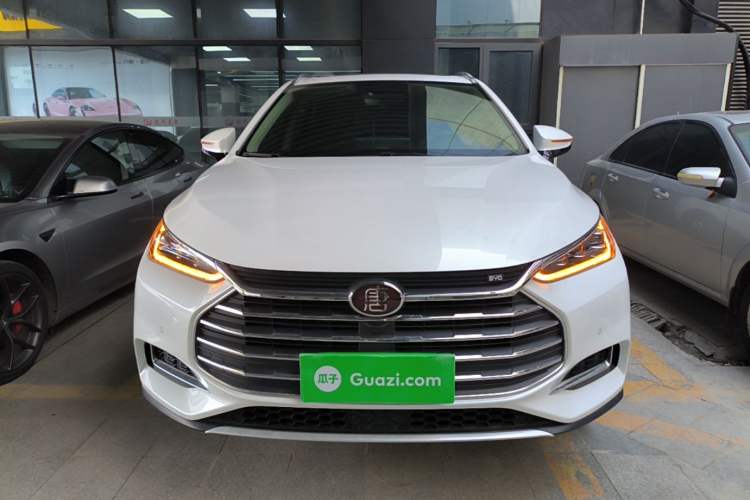 Used BYD Tang 2019 2.0T Automatic SmartConnect Prestige 7-Seater China VI Standard Front