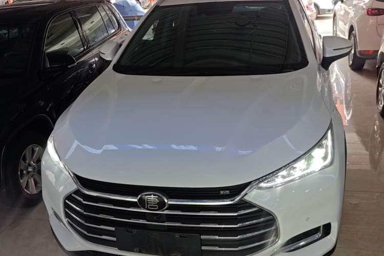Used BYD Tang 2019 2.0T Automatic SmartConnect Prestige 7-Seater China VI Standard Front