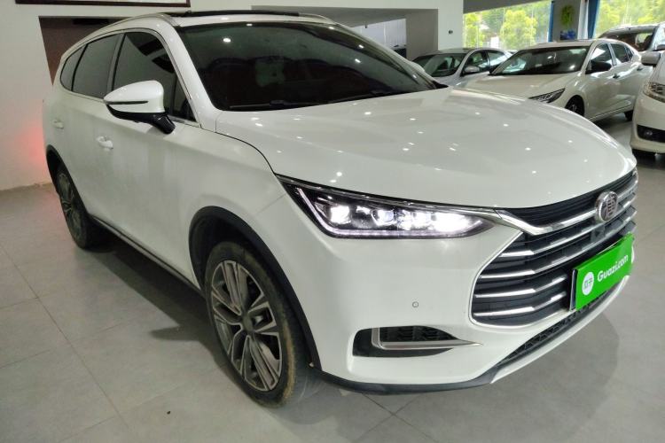 Used BYD Tang 2019 2.0T Automatic SmartConnect Prestige 5-Seater China VI Standard Front Right 45 Deg
