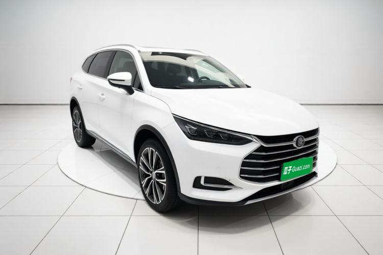 Used BYD Tang 2019 2.0T Automatic SmartConnect Prestige 5-Seater China VI Standard Front Right 45 Deg