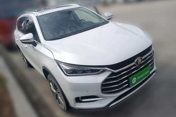 Used BYD Tang 2019 2.0T Automatic SmartConnect Prestige 5-Seater China VI Standard Front Right 45 Deg