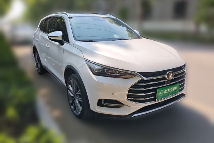 Used BYD Tang 2019 2.0T Automatic SmartConnect Luxury 7-Seater China VI Standard Front Right 45 Deg