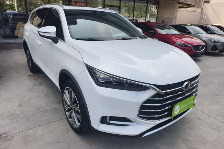 Used BYD Tang 2019 2.0T Automatic SmartConnect Prestige 7-Seater China VI Standard Front Right 45 Deg